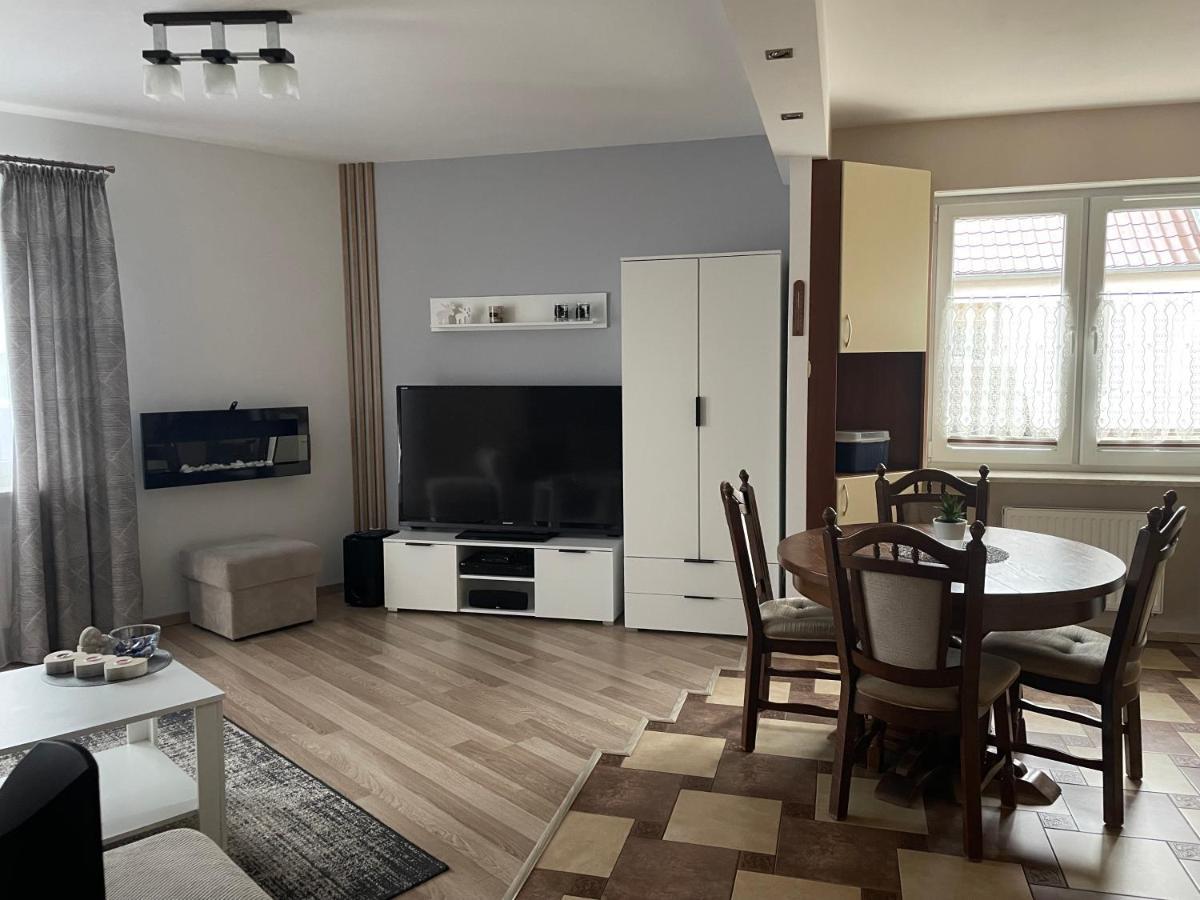 Tila Apartamento Wałcz Exterior foto